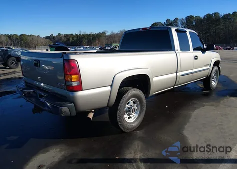 2003 GMC Sierra 2500Hd Sle из США, поврежденный, VIN 1GTHC29U83E253232